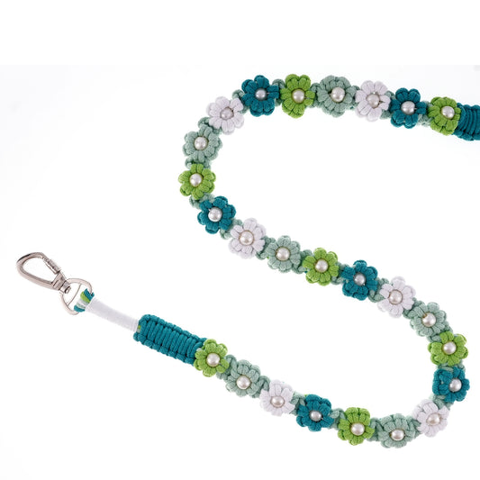 🌱 Mint Spring – Handmade Colorful Cotton Braided Dog Leash