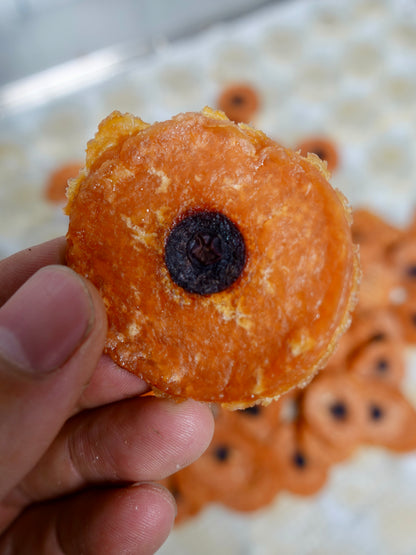 Luvyaak Chicken & Blueberry Air-Dried Dog Cookies | Edible pet treats｜100g